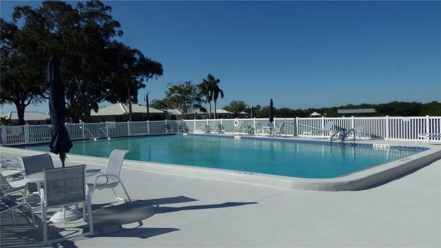 4430 FERN DRIVE, Bradenton, FL 34208