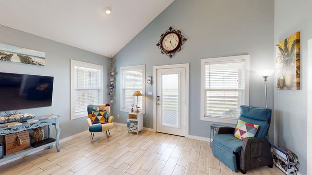 432 Paradise Pointe Drive, Port Aransas, TX 78373