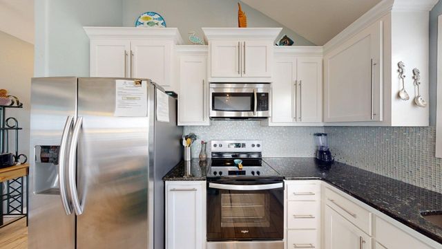 432 Paradise Pointe Drive, Port Aransas, TX 78373