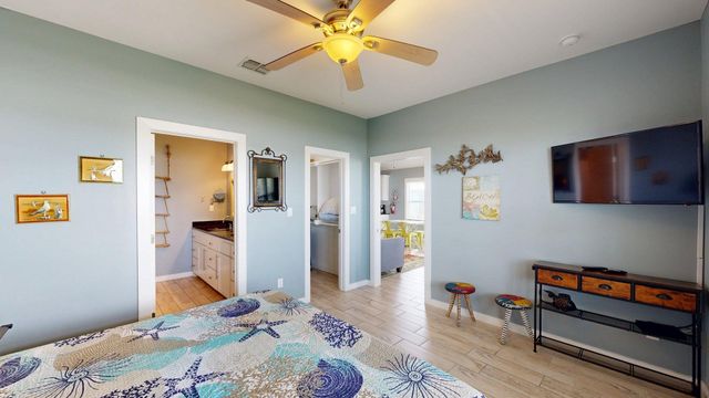 432 Paradise Pointe Drive, Port Aransas, TX 78373