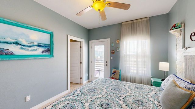 432 Paradise Pointe Drive, Port Aransas, TX 78373