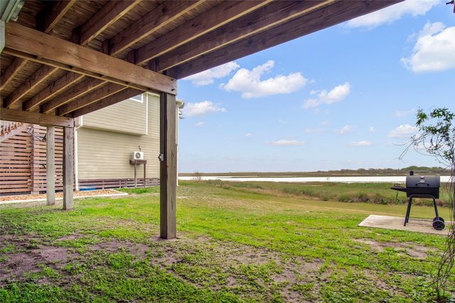 432 Paradise Pointe Drive, Port Aransas, TX 78373