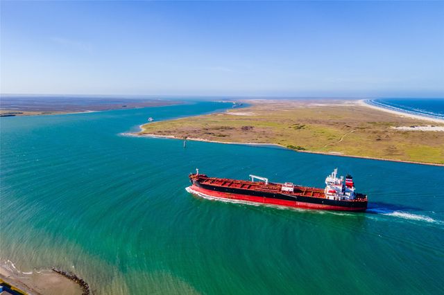 432 Paradise Pointe Drive, Port Aransas, TX 78373