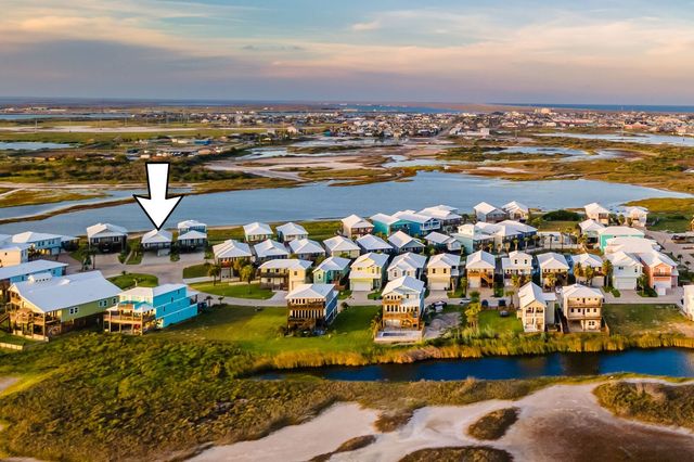 432 Paradise Pointe Drive, Port Aransas, TX 78373