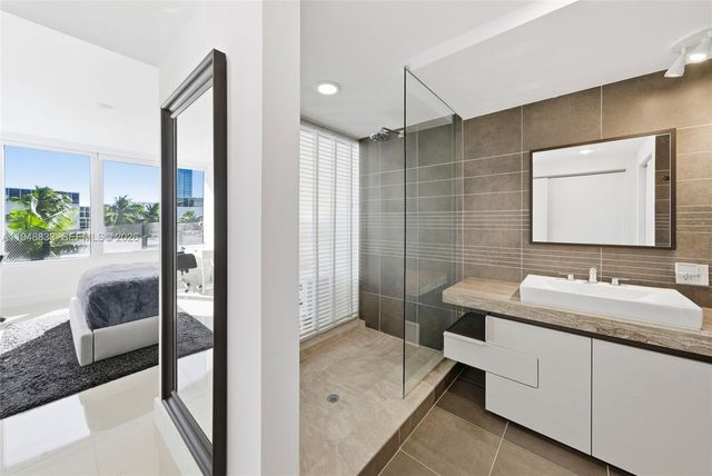 2155 Washington Ct 303, Miami Beach, FL 33139