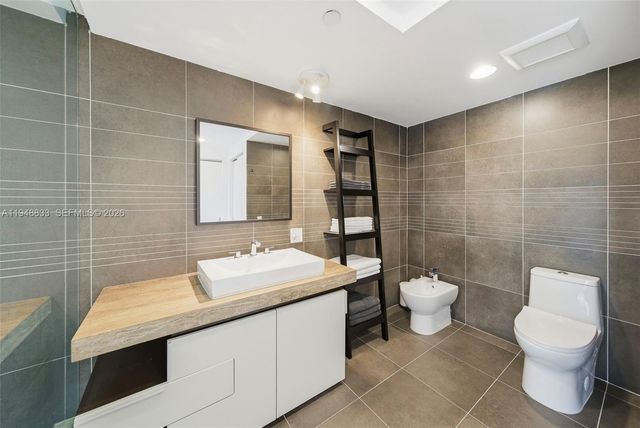 2155 Washington Ct 303, Miami Beach, FL 33139