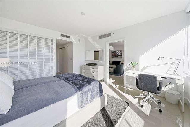 2155 Washington Ct 303, Miami Beach, FL 33139