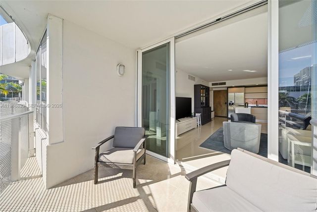 2155 Washington Ct 303, Miami Beach, FL 33139