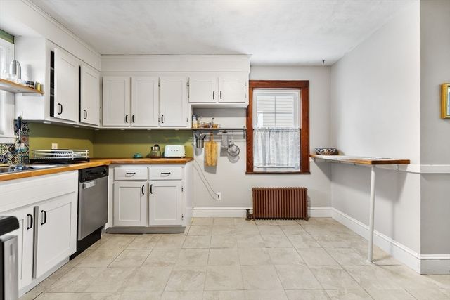 28 Murray Hill Rd, Malden, MA 02148