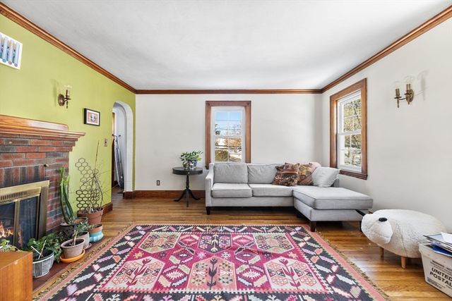 28 Murray Hill Rd, Malden, MA 02148