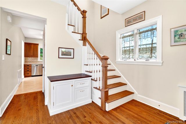 193 Parkview Avenue, Bronxville, NY 10708