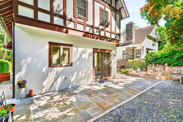 193 Parkview Avenue, Bronxville, NY 10708