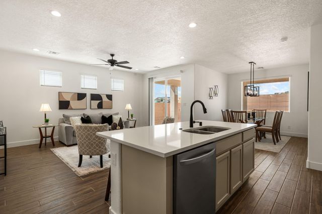 6941 Ava Road, Rio Rancho, NM 87144