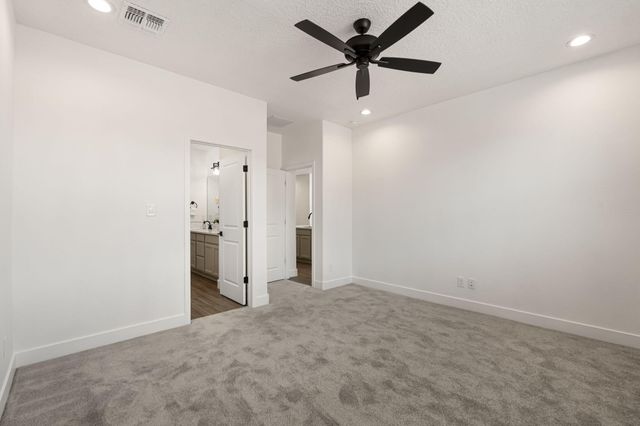 6941 Ava Road, Rio Rancho, NM 87144