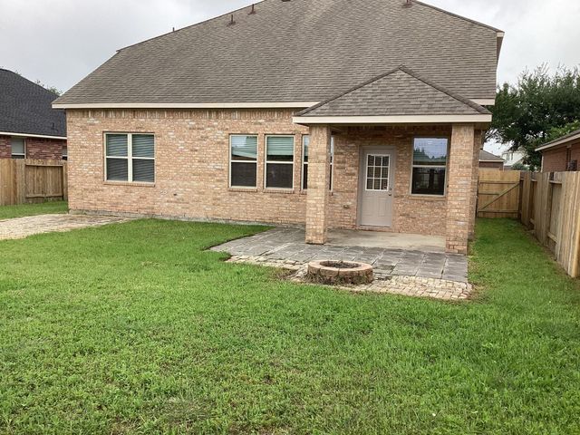 6533 Gray Birch Lane, Dickinson, TX 77539
