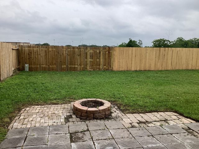 6533 Gray Birch Lane, Dickinson, TX 77539