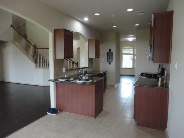 6533 Gray Birch Lane, Dickinson, TX 77539