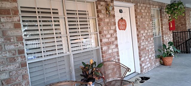 14333 Memorial Drive Condo Number 63, Houston, TX 77079