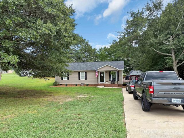 213 Darth Maul Drive, Grover, NC 28073
