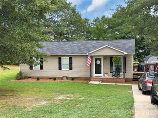 213 Darth Maul Drive, Grover, NC 28073