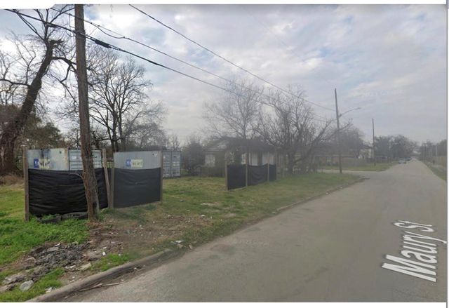 3915 Maury Street, Houston, TX 77009