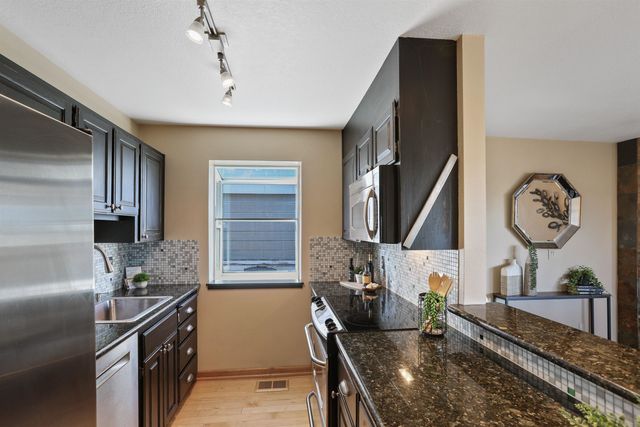 1724 W Riverside Ave, Spokane, WA 99201