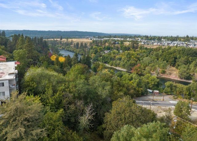 1724 W Riverside Ave, Spokane, WA 99201