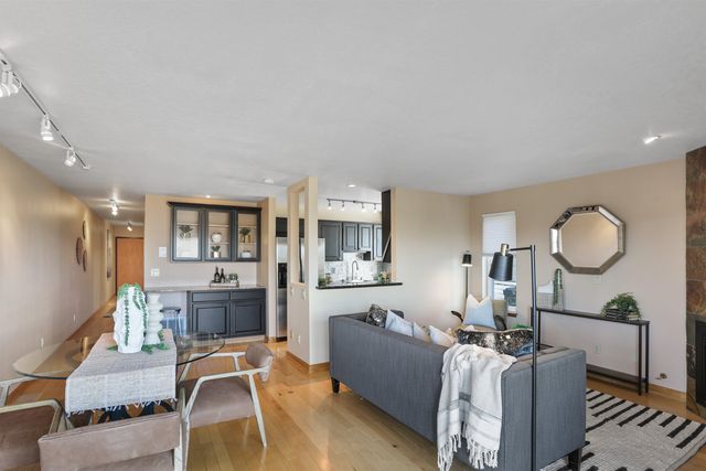 1724 W Riverside Ave, Spokane, WA 99201