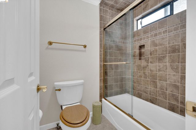5805 Yawl St, Discovery Bay, CA 94505