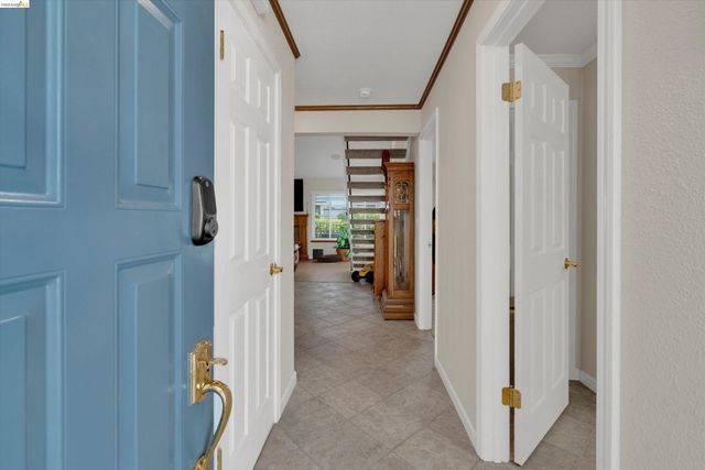 5805 Yawl St, Discovery Bay, CA 94505