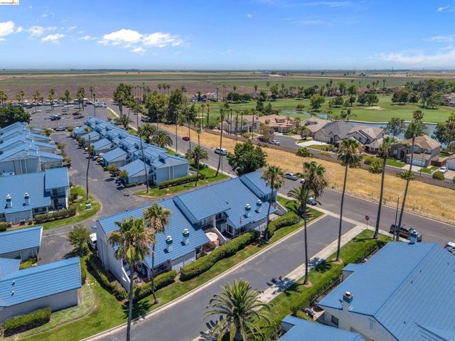 5805 Yawl St, Discovery Bay, CA 94505