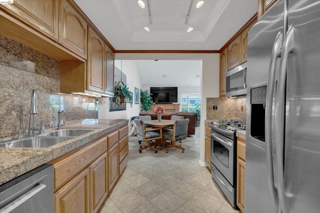 5805 Yawl St, Discovery Bay, CA 94505