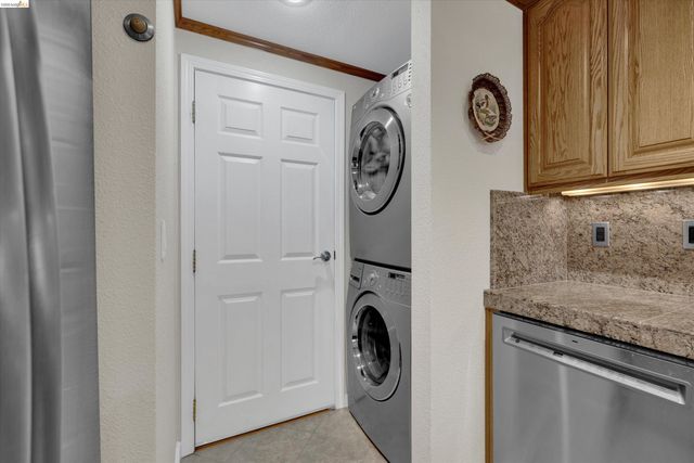 5805 Yawl St, Discovery Bay, CA 94505