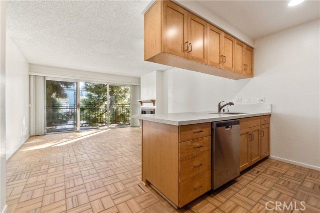 600 Monterey Boulevard 5, Hermosa Beach, CA 90254