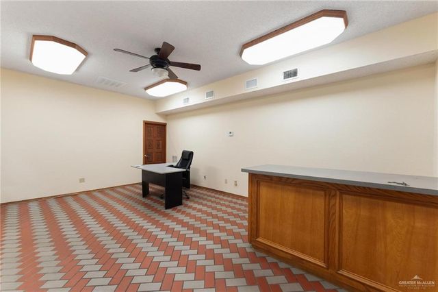 7207 E Curry Road, Edinburg, TX 78542