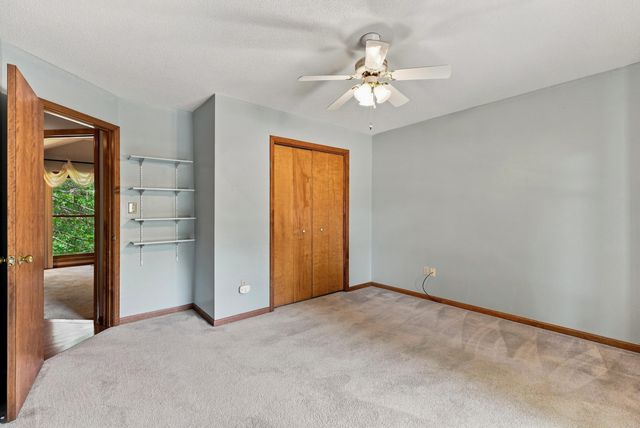 2412 HILLSHIRE DR, Columbia, MO 65203