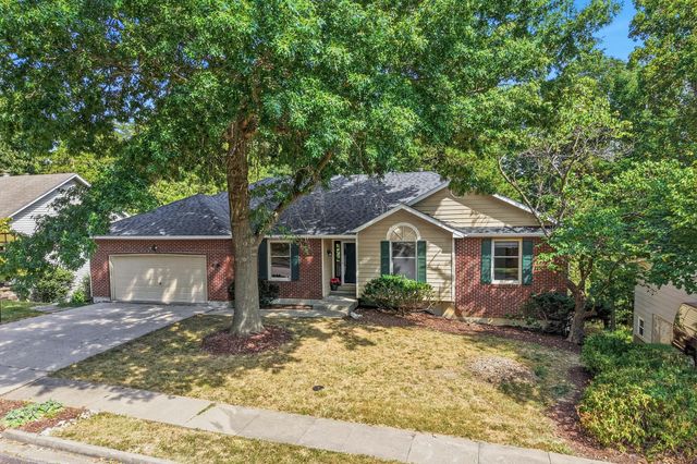 2412 HILLSHIRE DR, Columbia, MO 65203