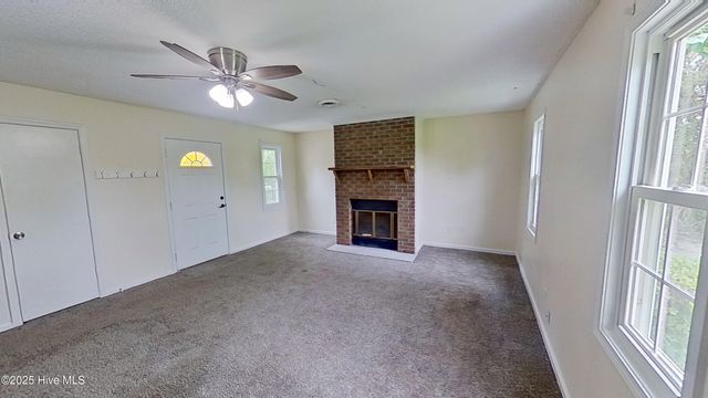 273 Drummer Kellum Road, Jacksonville, NC 28546