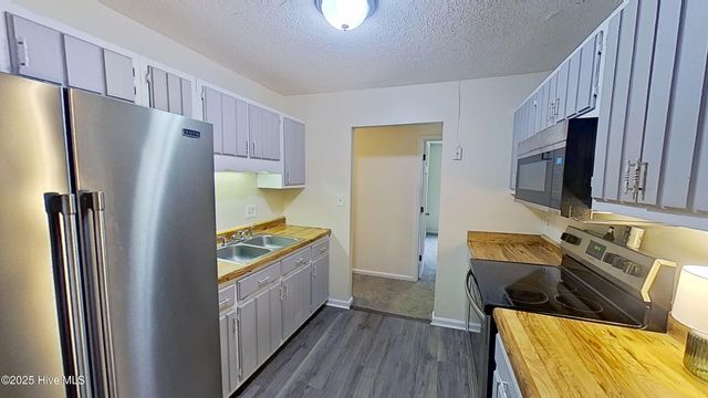 273 Drummer Kellum Road, Jacksonville, NC 28546