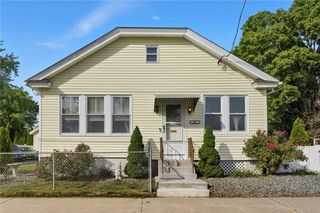 26 Blackburn Street, Pawtucket, RI 02861