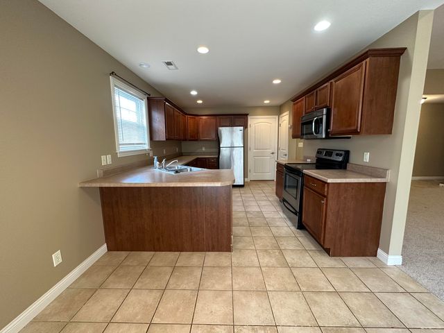 11 ST AUGUSTINE DR, Columbia, MO 65201