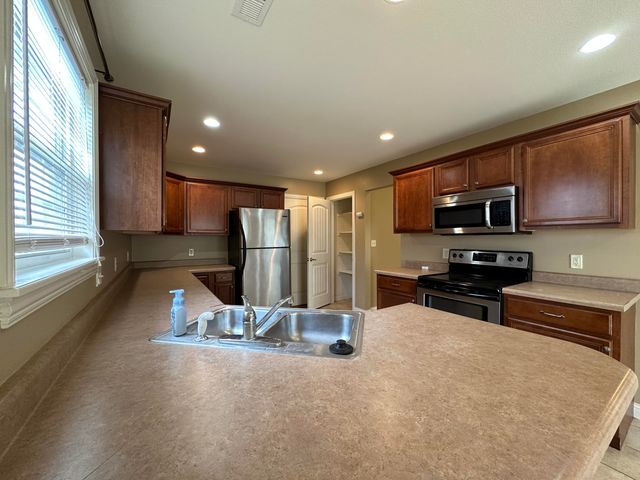 11 ST AUGUSTINE DR, Columbia, MO 65201
