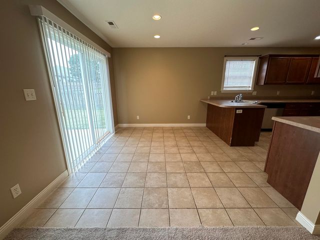 11 ST AUGUSTINE DR, Columbia, MO 65201