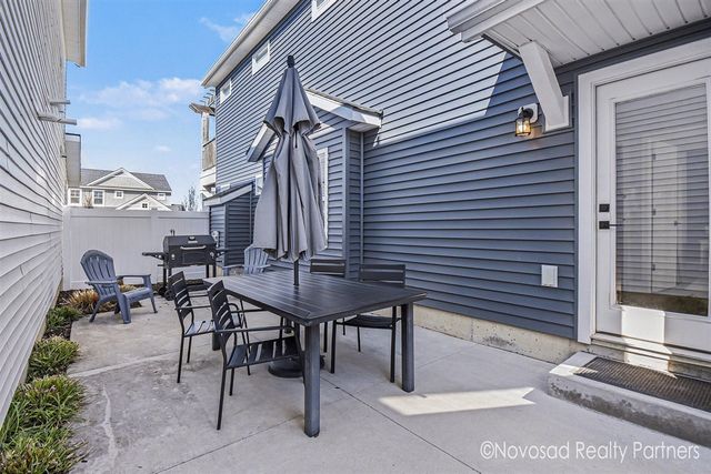 7952 Greendale Drive, Byron Center, MI 49315