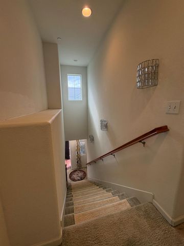 2260 Gallery Dr, Riverbank, CA 95367