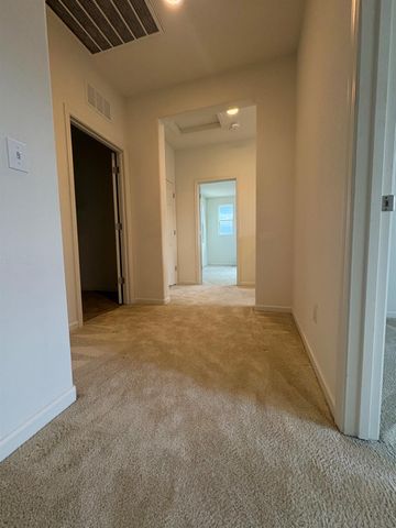 2260 Gallery Dr, Riverbank, CA 95367