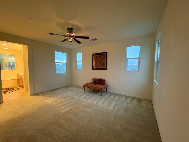 2260 Gallery Dr, Riverbank, CA 95367