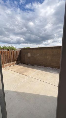 2260 Gallery Dr, Riverbank, CA 95367