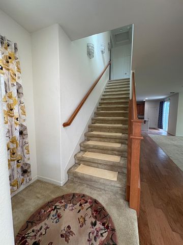 2260 Gallery Dr, Riverbank, CA 95367