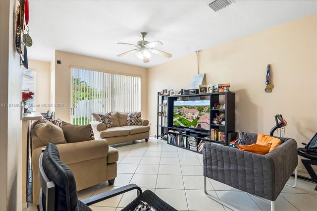 15683 NW 12th Rd, Pembroke Pines, FL 33028